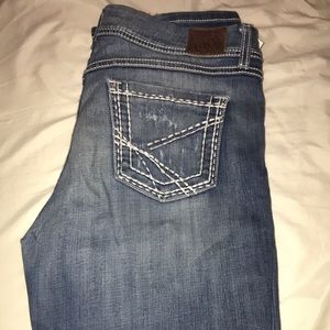 •Buckle Jeans•